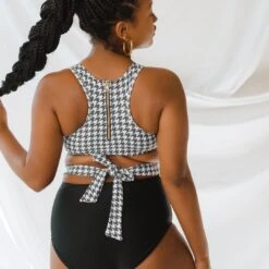 Island Breeze One-Piece Swimsuit -Fashion Swimsuit 369A0652final