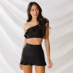 Icon Wave Crop, Matte Black 14 Icon Wave Crop, Matte Black -Fashion Swimsuit 369A2902 bafdbcd0 177a 4048 8215 c55744345043