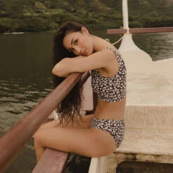 Wailea Floral Hipster Bottoms -Fashion Swimsuit 369A3204final 1 6a9ab586 640e 4f84 9164 e31ca0287693