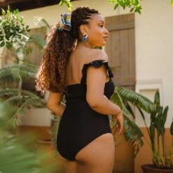 The Lady One-Piece, Black -Fashion Swimsuit 369A4465final