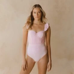 The Lady One-Piece, Ballet Pink -Fashion Swimsuit 369A5273finnal