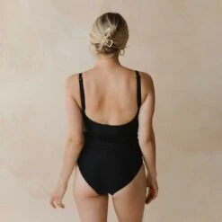 The Duchess One-Piece, Black -Fashion Swimsuit 369A5502final