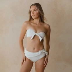 Simone Bandeau, Ivory -Fashion Swimsuit 369A6142final 5d9a5f56 98cc 40d6 8c65 b6fde251dc58