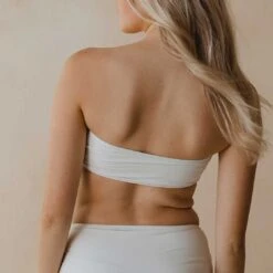 Simone Bandeau, Ivory -Fashion Swimsuit 369A6178final 268a654c 7841 4eb7 a7c3 66c6699b32bd