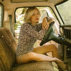 Wailea Floral Long Sleeve Rash Guard -Fashion Swimsuit 369A7468final