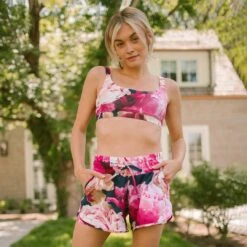 Momentum Bra, Peony 12 Momentum Bra, Peony -Fashion Swimsuit 369A7799final