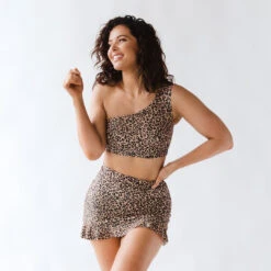 Pursuit Icon Swim Crop 18 Pursuit Icon Swim Crop -Fashion Swimsuit 369A8043