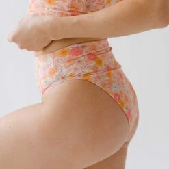 Darling Pink Almost Cheeky Bottoms 11 Darling Pink Almost Cheeky Bottoms -Fashion Swimsuit 369A8276final 5ddc9f32 4542 46da 85cc 662a4af8b498