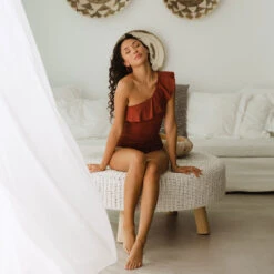 Icon Wave One-Piece, Cinnamon -Fashion Swimsuit 369A9563final