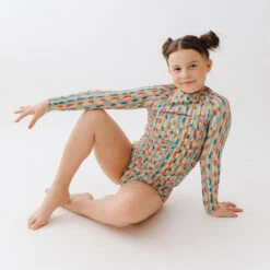 Mini Rash Guard Two-Piece Set, Athens Sunset 13 Mini Rash Guard Two-Piece Set, Athens Sunset -Fashion Swimsuit 369A9800final 2e669c71 82ce 4be6 abd3 6df4b019020b