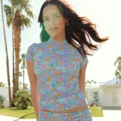 Darling Blue Short Sleeve Rash Guard -Fashion Swimsuit B38A8905final