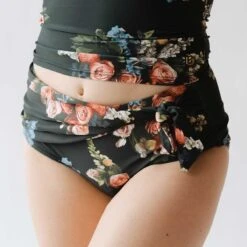 Simone Bottoms, Rose Black -Fashion Swimsuit DSC03654final