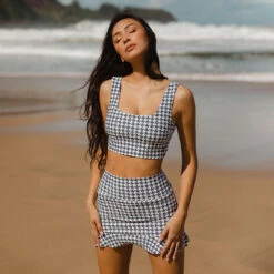 Houndstooth High-Waisted Swim Skirt -Fashion Swimsuit SWIM SKIRT HOUNDSTOOTH WEB 1