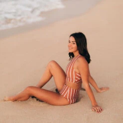 Sydney High-Waisted Bottoms -Fashion Swimsuit Sydney High Waisted Bottoms